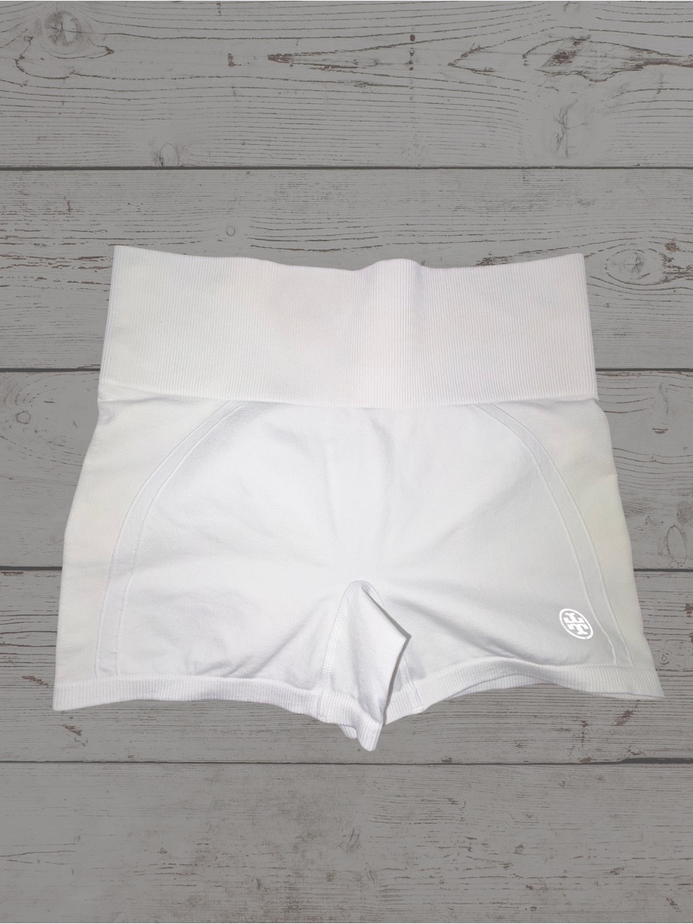 Tory Burch Sport Seamless Short White Compression Bike Short NWOT Sz S 0-2